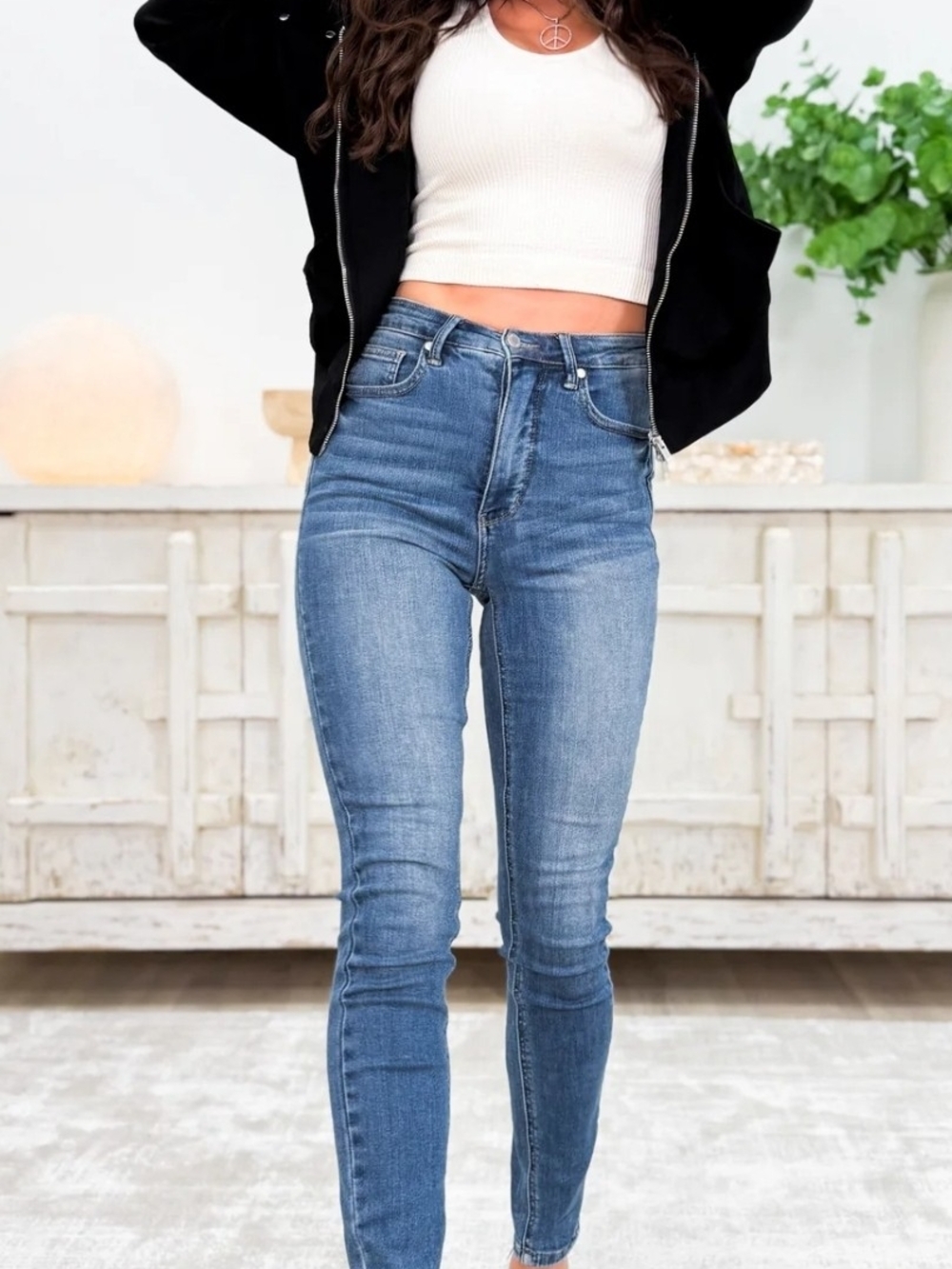 Judy Blue High-Rise Skinny Jeans in Medium Blue Wash